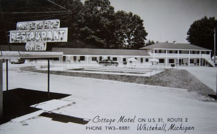 The Cottage Motel and Restaurant - Old Postcard Photo (newer photo)
